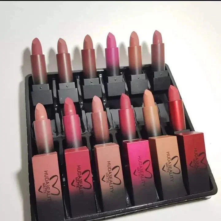 Huda Beauty Matte Lipstick Set (12 Pcs)
Regular priceRs.3,000.00 PKR Sale